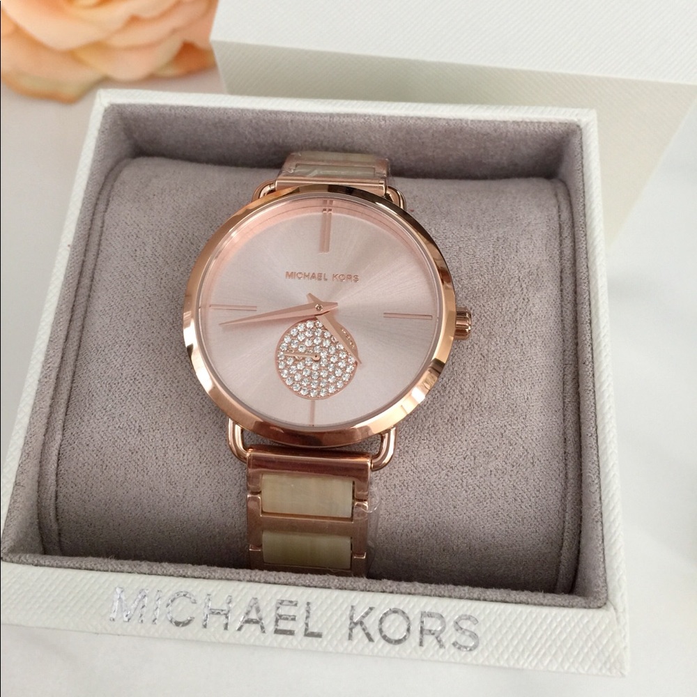 ❌SOLD❌NIB Michael Kors Portia 36.55mm, Rose Gold - Picture 2 of 6
